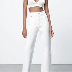 Zara Women's High Waist Button Fly Straight Leg Jean Size 8 White